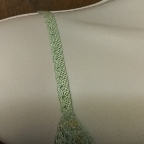 NWT DIVIDED TURQUOUSE LACE TANK TOP - Picture 4 of 7